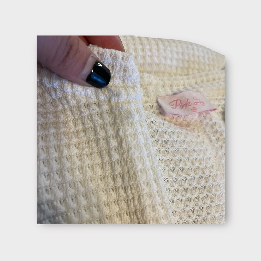 Pink Lily Waffle Knit Long Sleeve Oatmeal V-neck Top - Picture 7 of 8